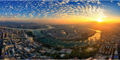 云浮面积人口gdp_如果粤港澳大湾区扩容,15个城市或将纳入其中,而这5市希望最大(2)
